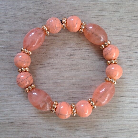 Avon Peach Bracelet - Picture 1 of 4